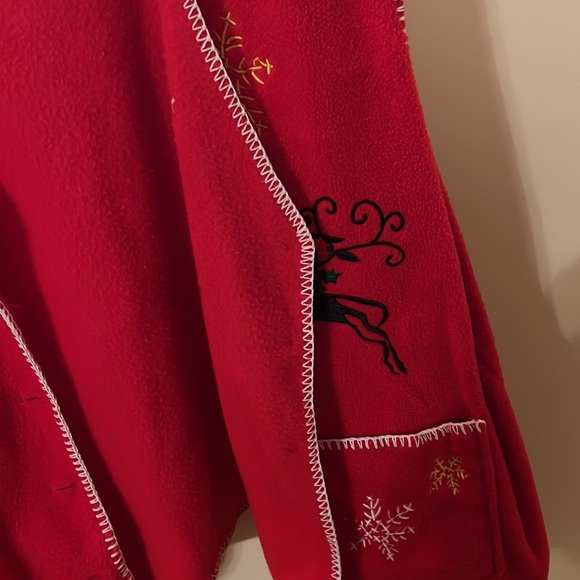 Christmas Fleece Vest - Picture 4 of 4